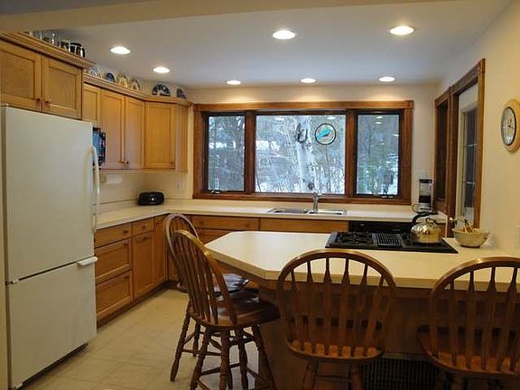 4th image of 321 E Frederick St #E