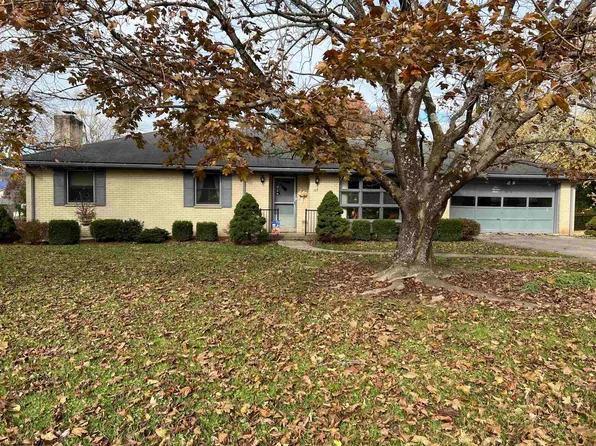 107 Valley Dr, Bridgeport, WV 26330