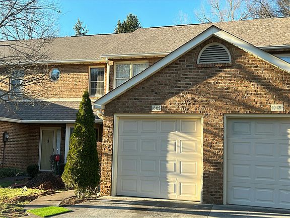 2nd image of 10423 Ravenbrook Ln