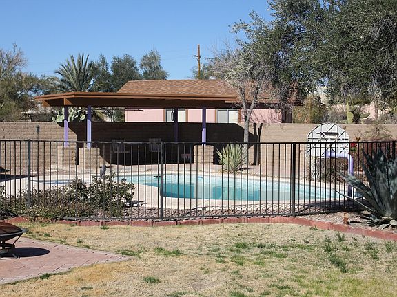 5th image of 800 W San Martin Dr