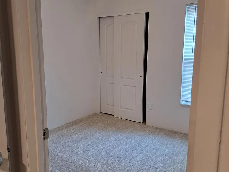Bent Oak Apartments — Photo 14