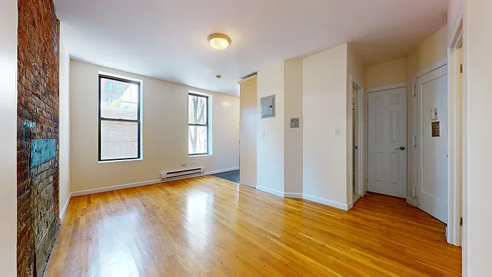 Rented by Bond New York | media 12