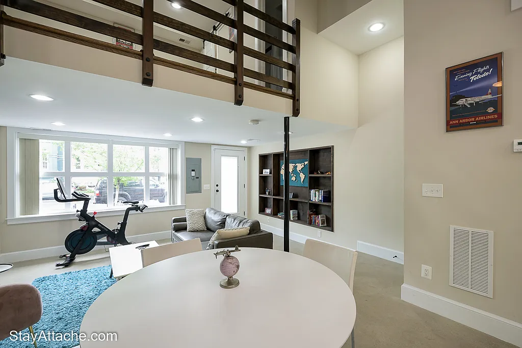 1 bed, 1.5 bath, 760 sqft, $3,420 — Photo 4
