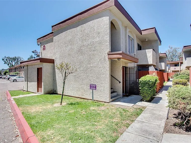9528 Carroll Canyon Rd #126 — Photo 4