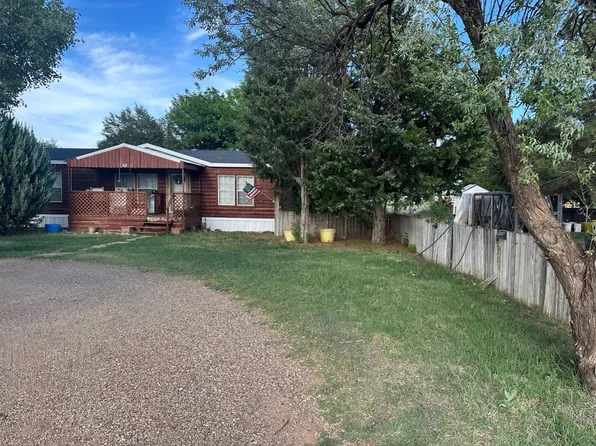 108 NE 1st St, Hardesty, OK 73944