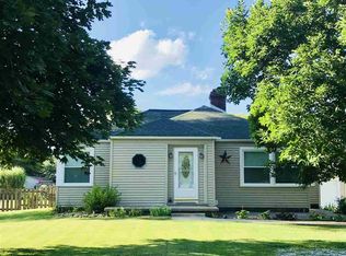 12321 W Farmington Rd, Hanna City, IL 61536