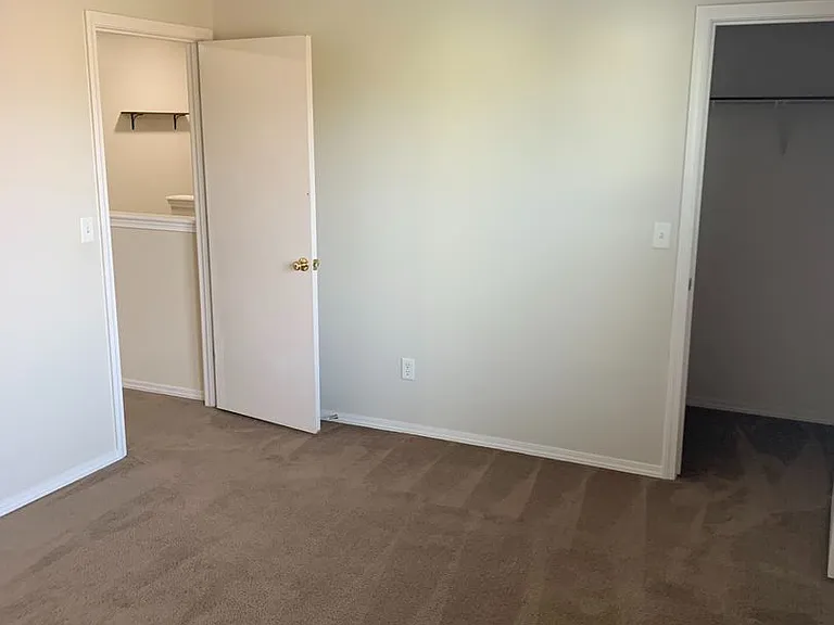 139 E Willow Creek Dr — Photo 13