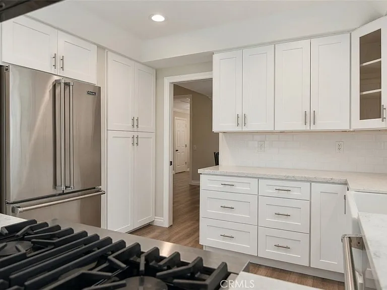 42 Grant — Photo 1