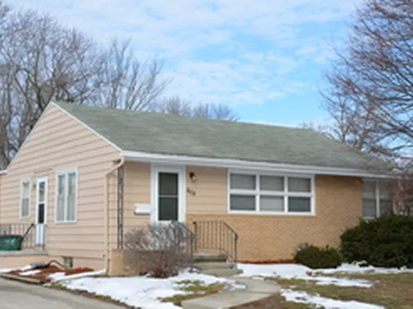 608 21st St, West Des Moines, IA 50265