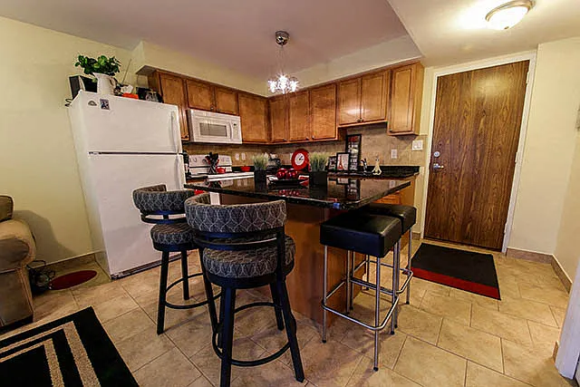 1116 Garden Court Dr