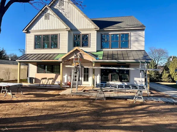 20 Longwood Dr, Wayne, PA 19087