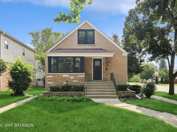 7401 Tripp Ave, Skokie, IL 60076