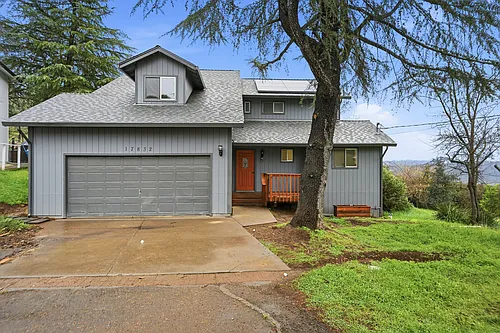17832 Deer Hill Rd Photo 1