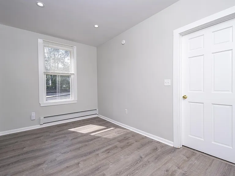 338 Saratoga St #2 — Photo 7