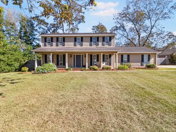 101 Hampshire St, Dothan, AL 36305