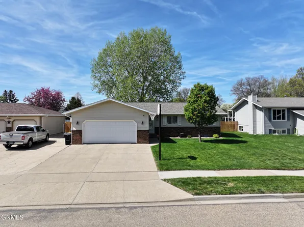 1444 Billings Dr, Bismarck, ND 58504