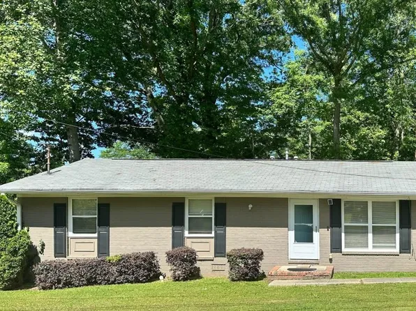 17 Westgate Park Dr, Newnan, GA 30263