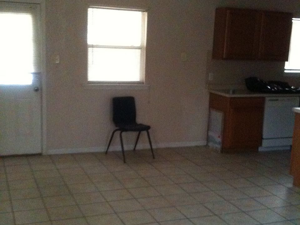 1st image of 3032 8th Ave N