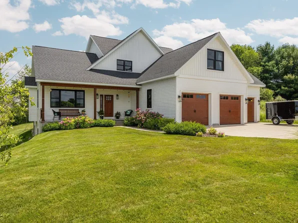 4573 Westbrook Dr, Traverse City, MI 49685