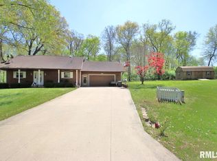 22601 San Sebastian Dr, Delavan, IL 61734
