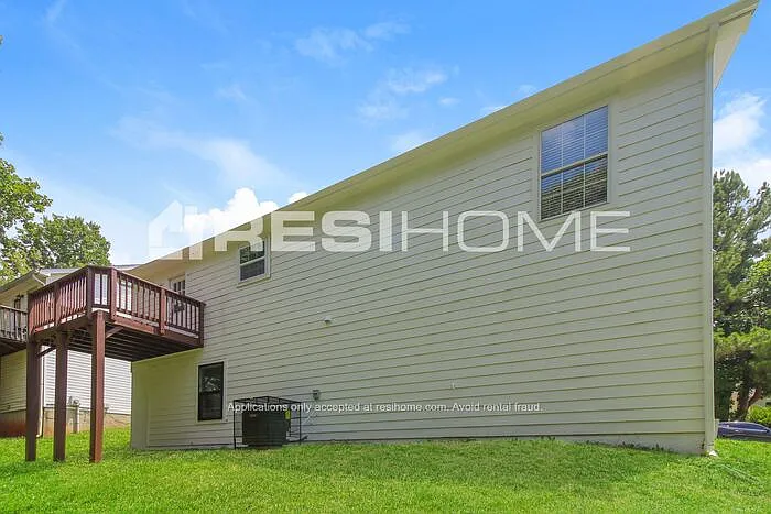 2272 Ramblewood Cir — Photo 14