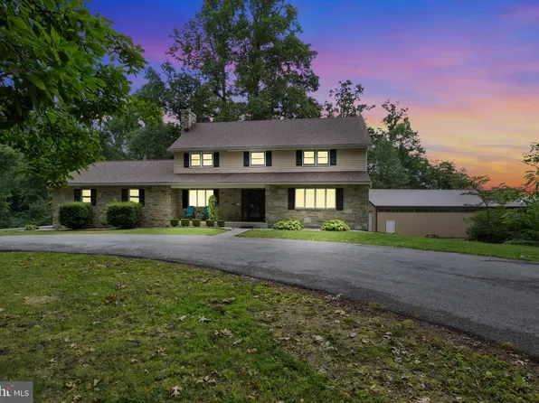 4995 Oxford Rd, York Springs, PA 17372