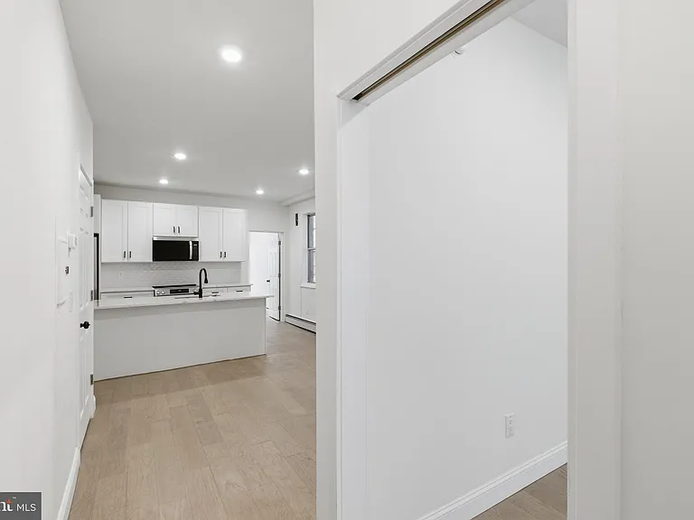 935 E Passyunk Ave #1 — Photo 8