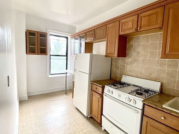 4th image of 64-05 53rd Dr #3R