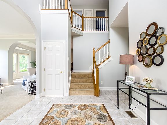 3rd image of 6308 Bellow Valley Dr