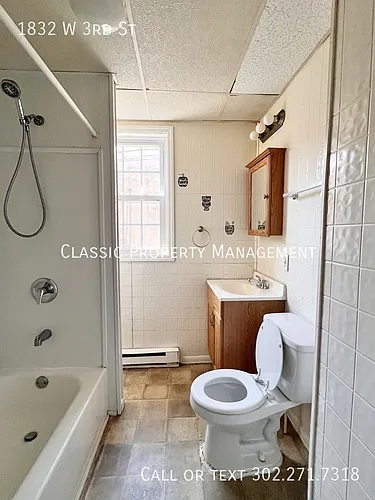 1832 W 3rd St Photo 1