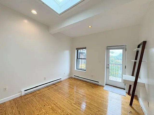 38 Williams St #38D — Photo 7