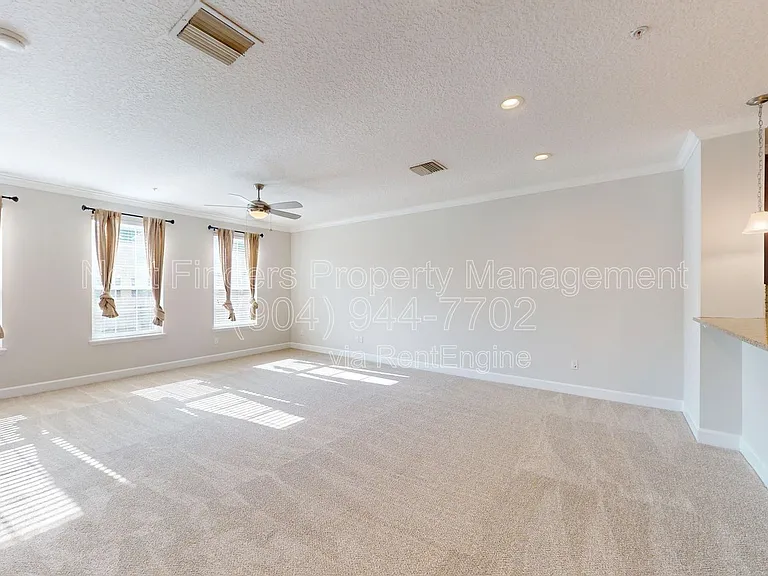 4421 Ellipse Dr — Photo 13