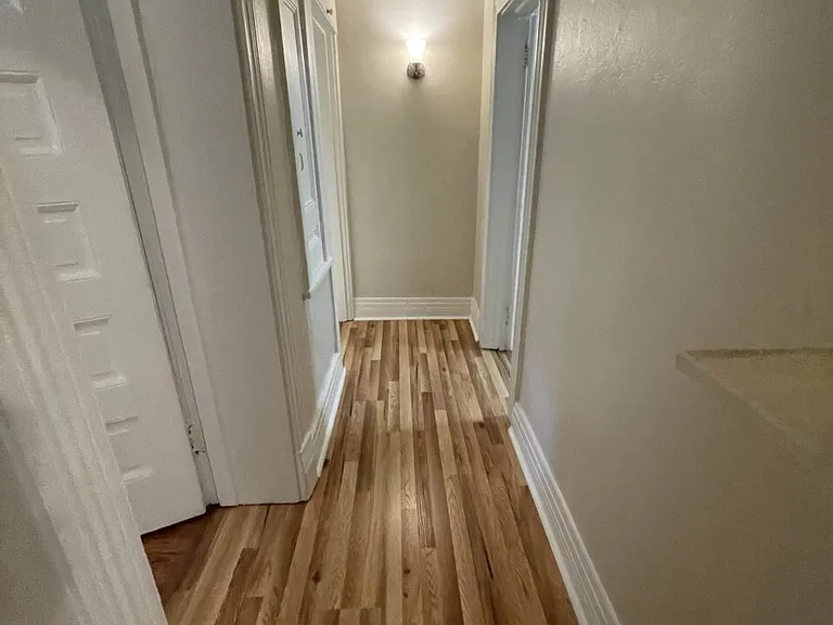332 Stratford Ave — Photo 12