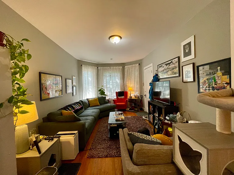 4871 N Magnolia Ave #1 — Photo 2