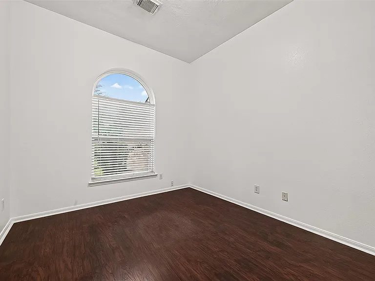 9323 Eaglewood Shadow Ct — Photo 26