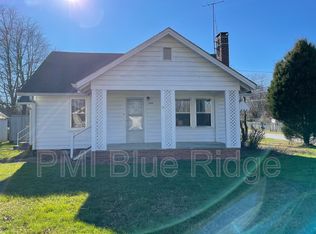 2307 Old Spartanburg Rd, East Flat Rock, NC 28726