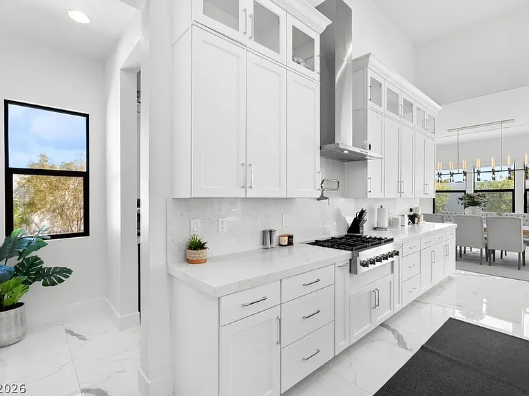4315 N Dapple Gray Rd — Photo 8