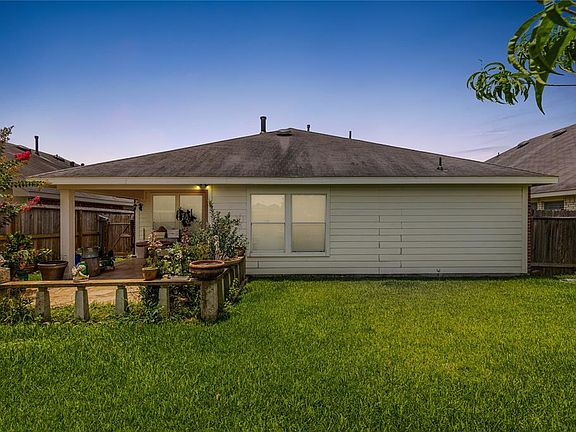 2nd image of 3906 Pine Forest Green Blvd