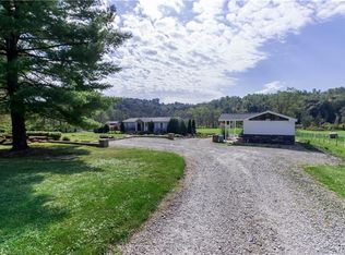 432 Messmore Rd, Mc Clellandtown, PA 15458