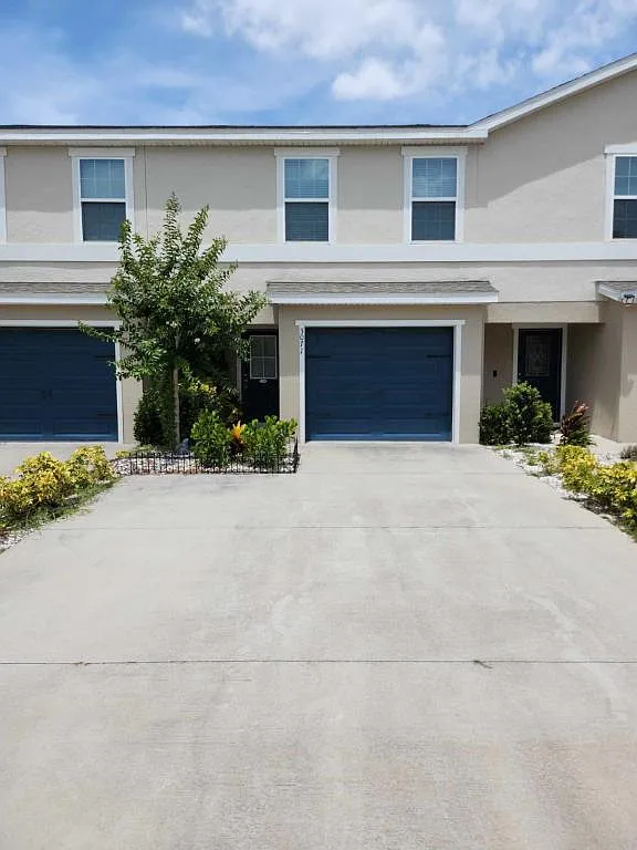 3071 Fieldwood Cir — Photo 1