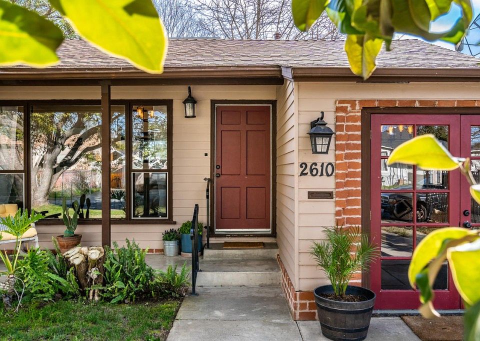 1st image of 2610 Atlas Ave