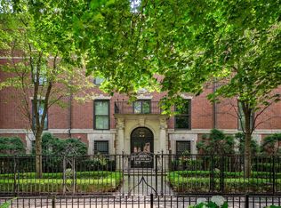 3030 N Lake Shore Dr #PH401, Chicago, IL 60657