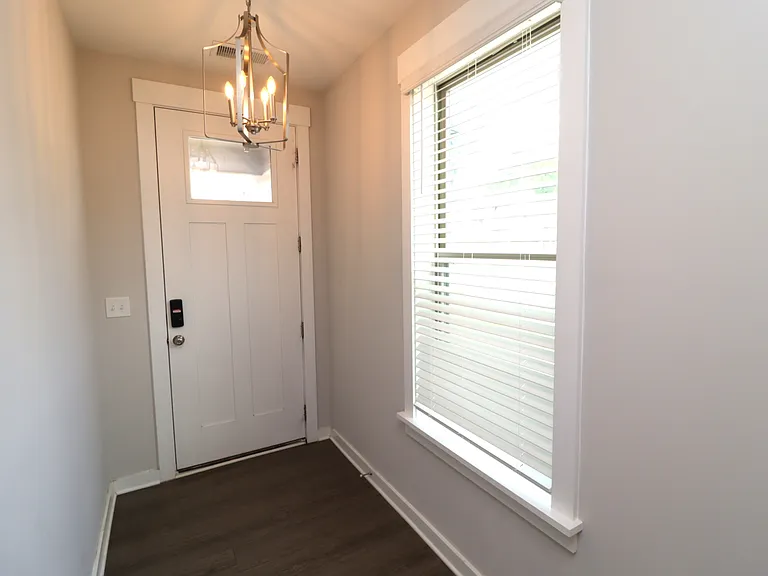 2151 Maggie Valley Dr — Photo 2