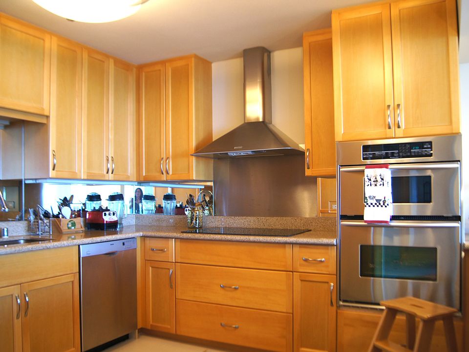 gorgeous full no oversized kitchen