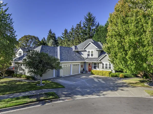 2911 NE Charlois Ct, Hillsboro, OR 97124