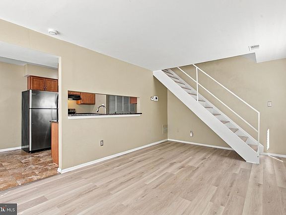 4th image of 3035 Chester Grove Rd