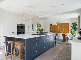 4445 Stone Ct, West Vancouver, BC V7W 2V4