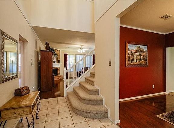 3rd image of 415 Quail Roost Ln