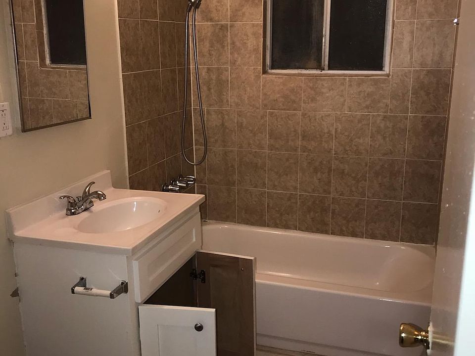 2nd image of 1330 E Williams St APT 3