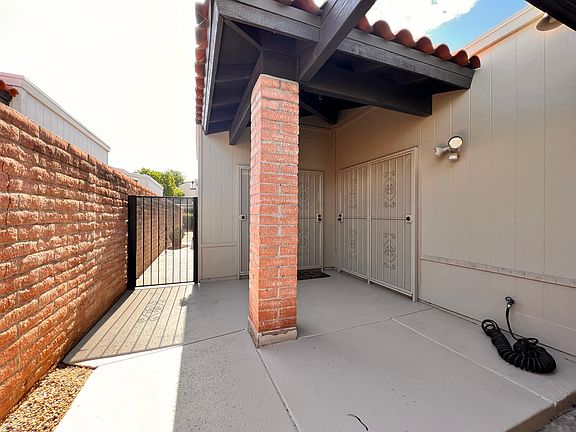 3rd image of 2330 N Camino De Esperanto